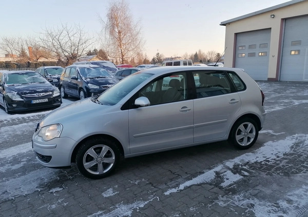 Volkswagen Polo cena 12600 przebieg: 248000, rok produkcji 2007 z Gniezno małe 232